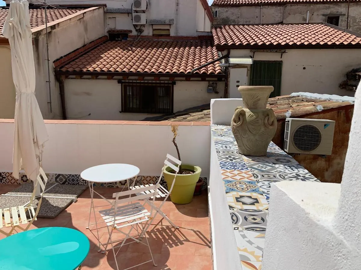 Cialoma B&B 팔레르모