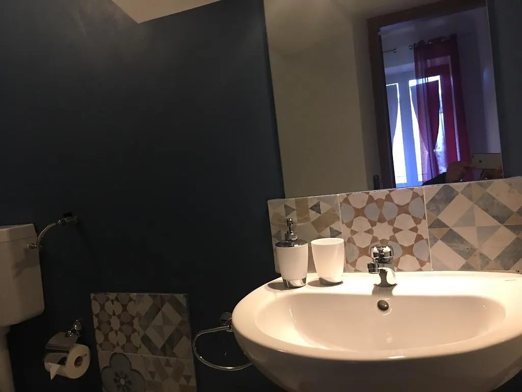 Cialoma B&B Palermo 2*,  Italy