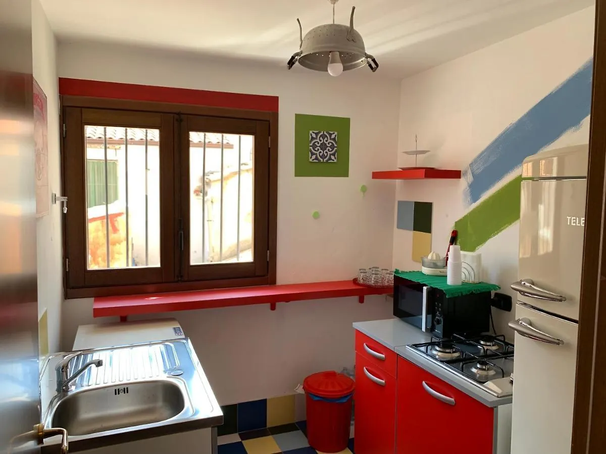 Cialoma B&B Palermo 2*,